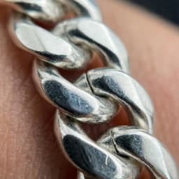 Sleek Silver Curb Chain Bracelet thumbnail 2
