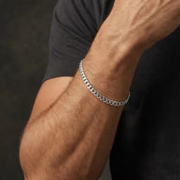 Sleek Silver Curb Chain Bracelet thumbnail 1