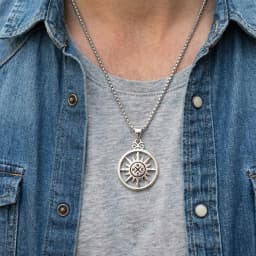 Guiding Star Compass Silver Necklace thumbnail 1