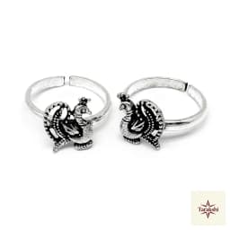 Tarakshi Oxidized Silver Peacock Toe Rings thumbnail 1
