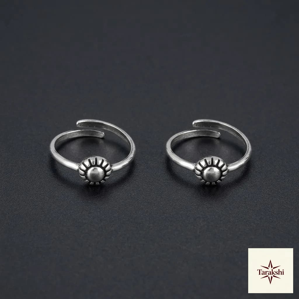 Tarakshi Oxidized Silver Sunburst Toe Rings image 1